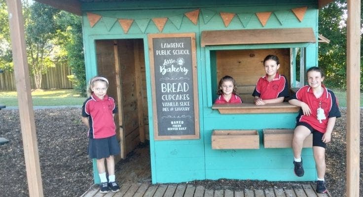 four_students_in_cubby